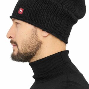Svart mössa i fin alpackaull