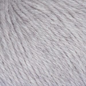 mjukt-garn-av-100-alpackaull-Ljusgra